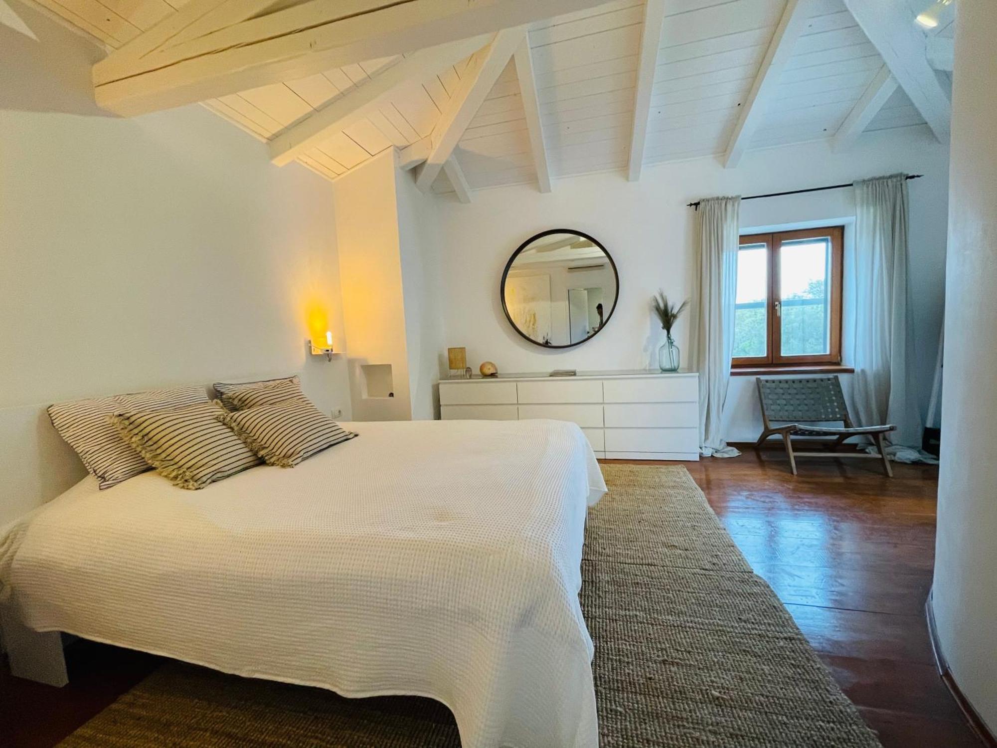 Luxury Villa In Istria - 9,000 Sqm Private Estate With Pool & Sauna, 15 Min To Sea, Near Fazana, 3 Bedrooms Juršići Zewnętrze zdjęcie