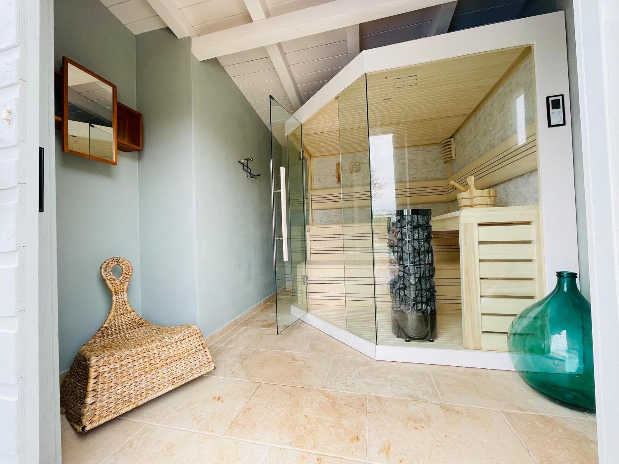 Luxury Villa In Istria - 9,000 Sqm Private Estate With Pool & Sauna, 15 Min To Sea, Near Fazana, 3 Bedrooms Juršići Zewnętrze zdjęcie